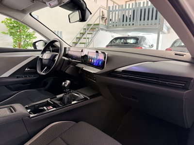 Opel Astra 1.5 Turbo Diesel 130 CV Edition (19)