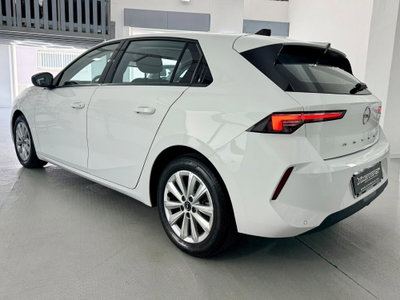 Opel Astra 1.5 Turbo Diesel 130 CV Edition (8)