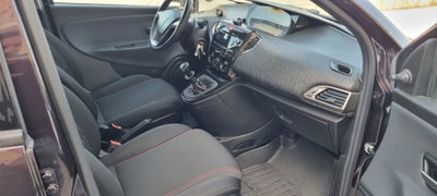 Lancia Ypsilon 1.2 69 CV 5 porte Elefantino (2)