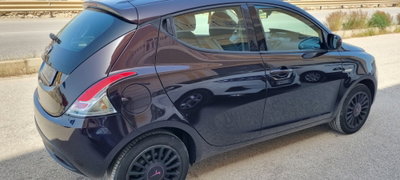 Lancia Ypsilon 1.2 69 CV 5 porte Elefantino (3)