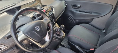 Lancia Ypsilon 1.2 69 CV 5 porte Elefantino (6)