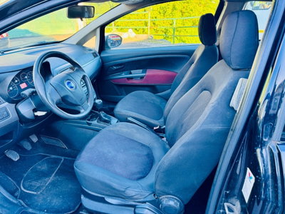 Fiat Grande Punto 1.3 MJT 75 CV 3 porte Speed (9)