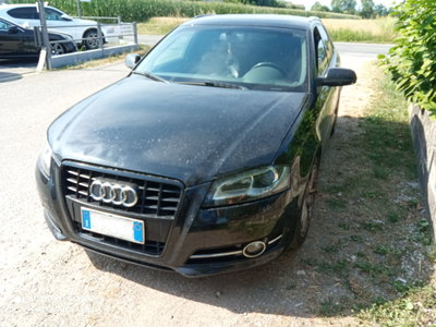 Audi A3 1.6 TDI 105 CV CR S tronic Ambition (2)
