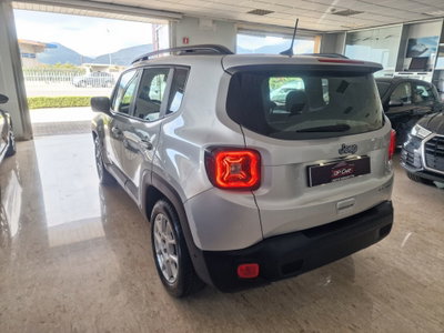 Jeep Renegade 1.3 T4 DDCT Limited (2)