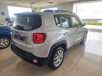 Jeep Renegade 1.3 T4 DDCT Limited (3)