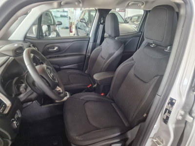 Jeep Renegade 1.3 T4 DDCT Limited (6)