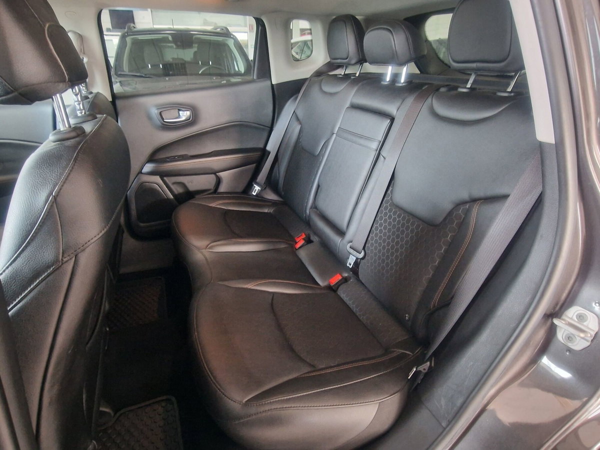 Jeep Compass 1.6 Multijet II 2WD Limited (5)