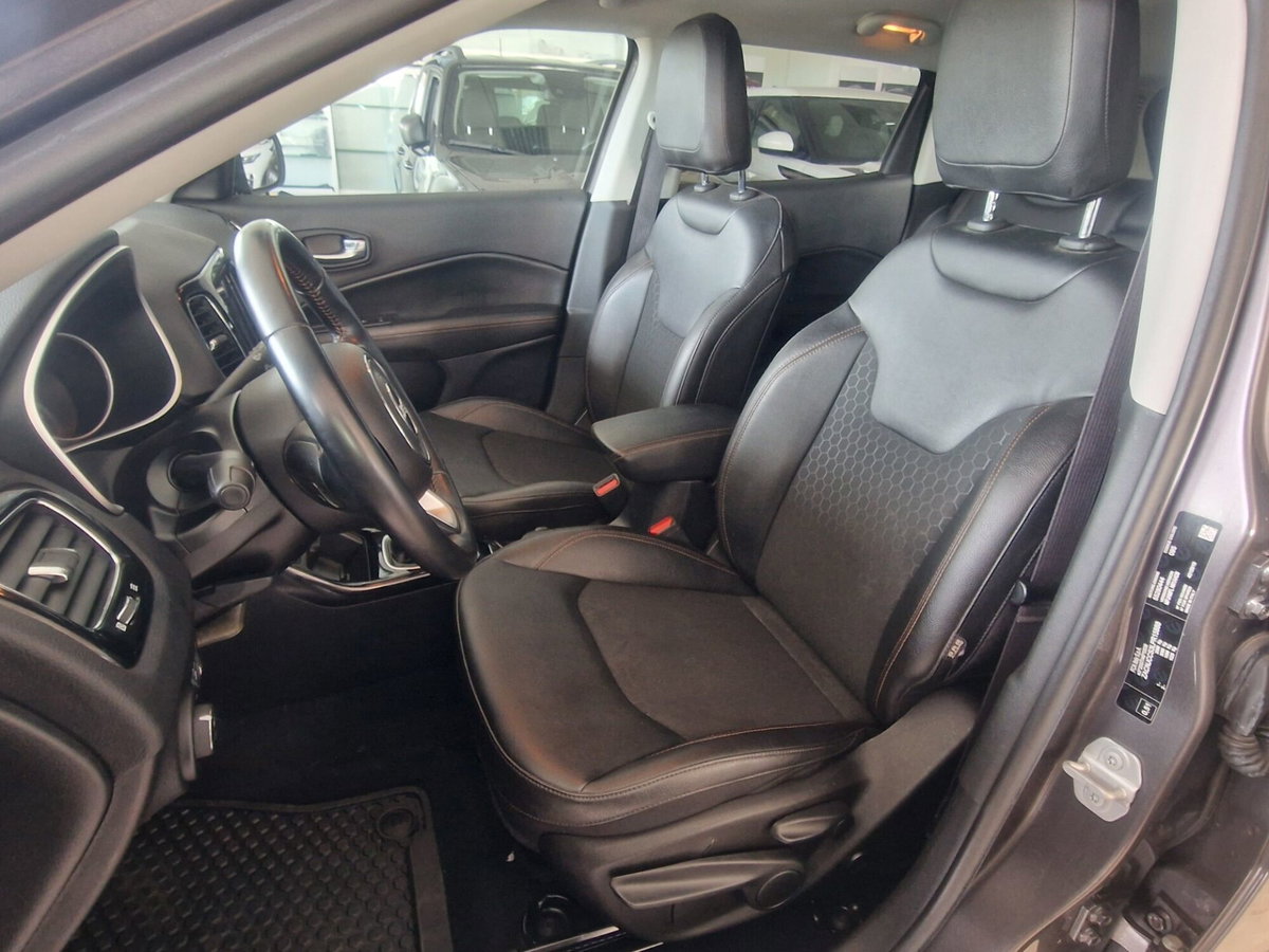 Jeep Compass 1.6 Multijet II 2WD Limited (6)