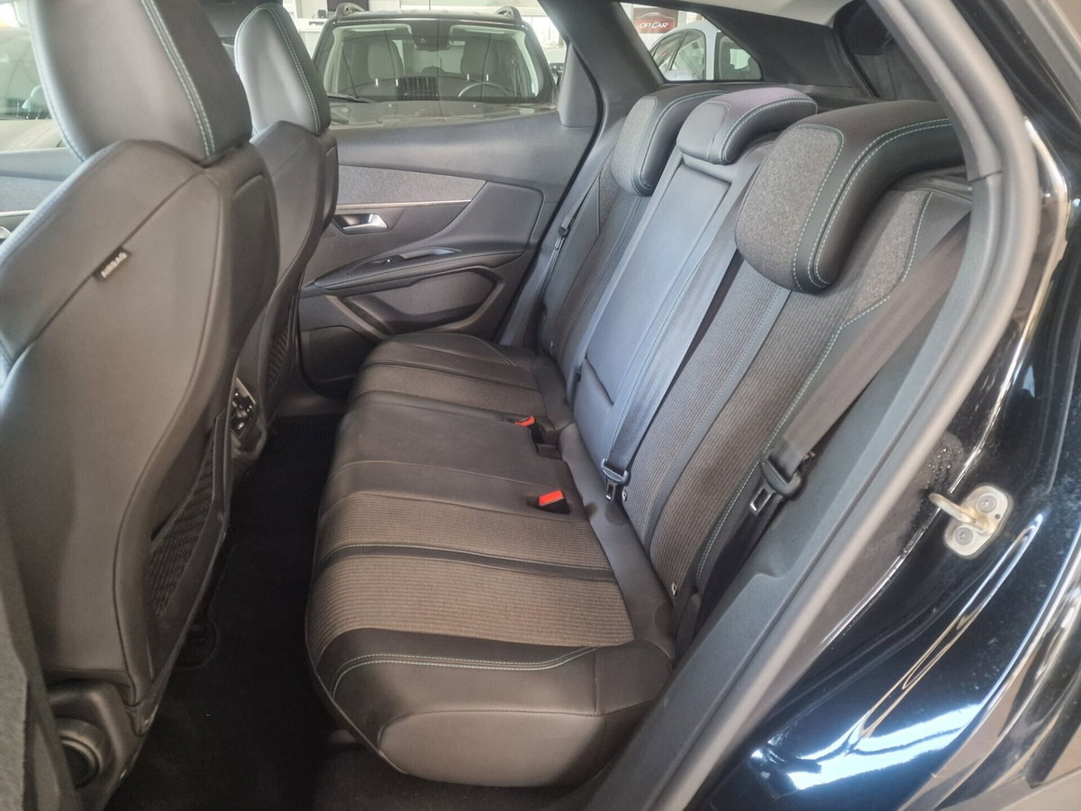 Peugeot 3008 BlueHDi 130 S&S EAT8 Allure Pack (5)