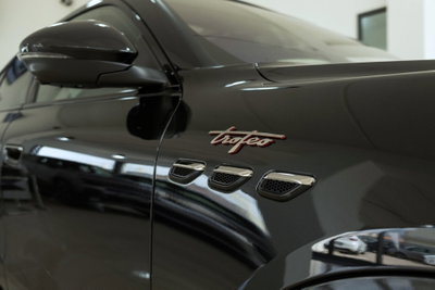 Maserati Grecale 3.0 V6 Trofeo 530cv auto (6)