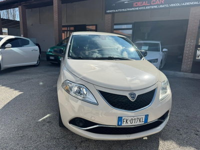 Lancia Ypsilon 1.3 MJT 16V 95 CV 5 porte S&S Silver (3)