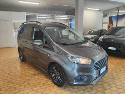 Ford Tourneo Courier 1.5 TDCI 100 CV Sport (4)