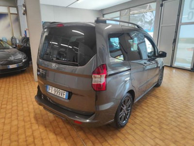 Ford Tourneo Courier 1.5 TDCI 100 CV Sport (5)