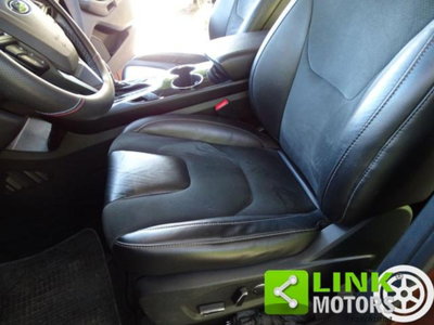 Ford Edge 2.0 TDCI 210 CV AWD S&S Powershift ST Line (19)