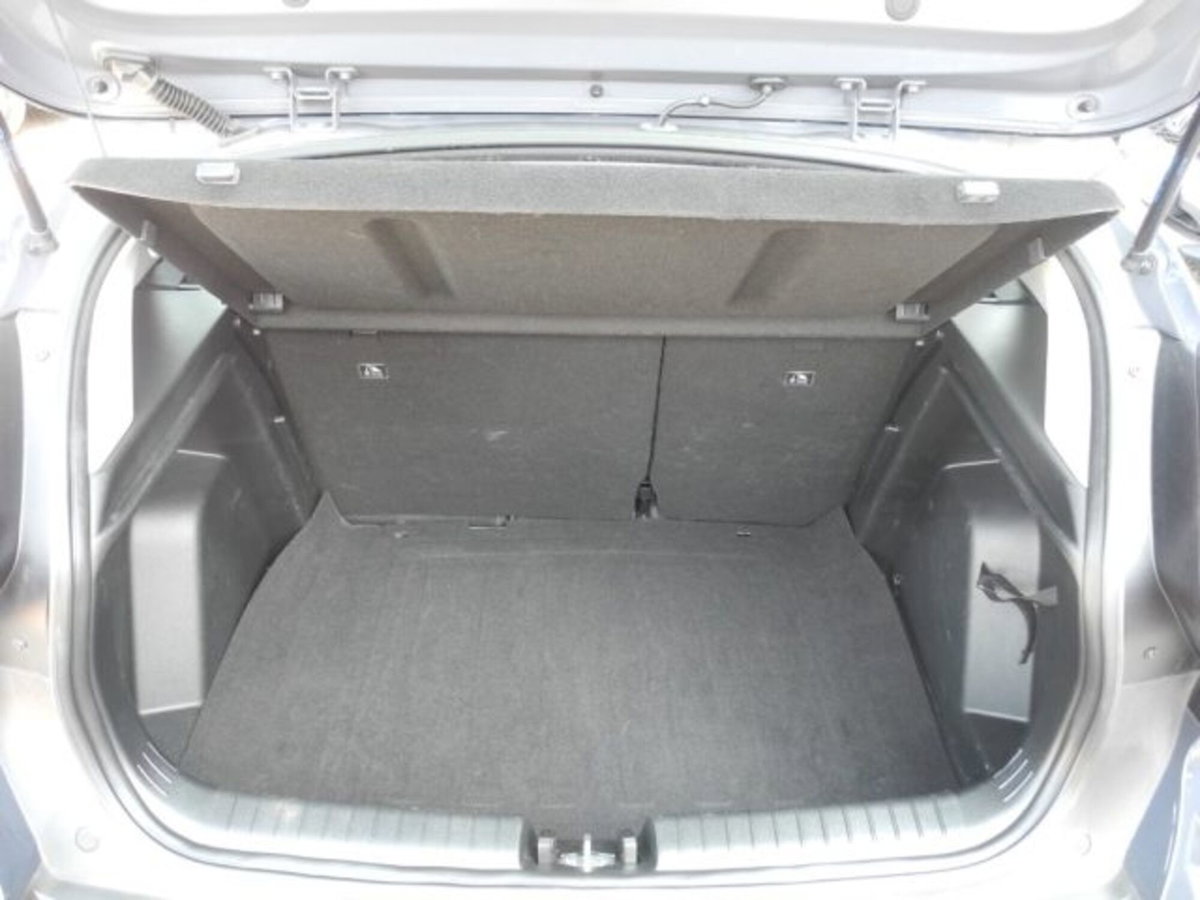 Hyundai Bayon 1.2 mpi Xline (13)