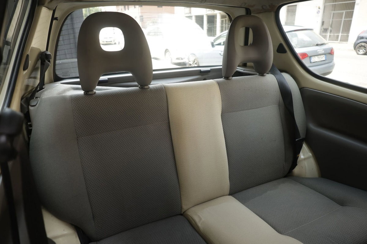 Fiat Seicento 1.1i cat Actual (12)