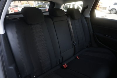 Peugeot 308 SW PureTech Turbo 130 S&S EAT6 Allure (13)