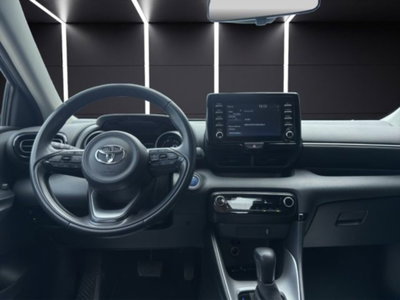 Toyota Yaris 1.5 Hybrid 5 porte Trend (14)