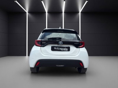 Toyota Yaris 1.5 Hybrid 5 porte Trend (4)