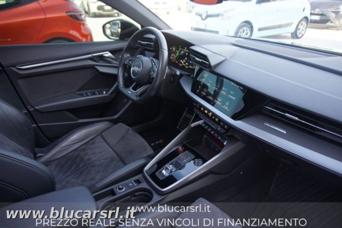 Audi RS 3 Sportback 3 TFSI quattro S tronic (11)