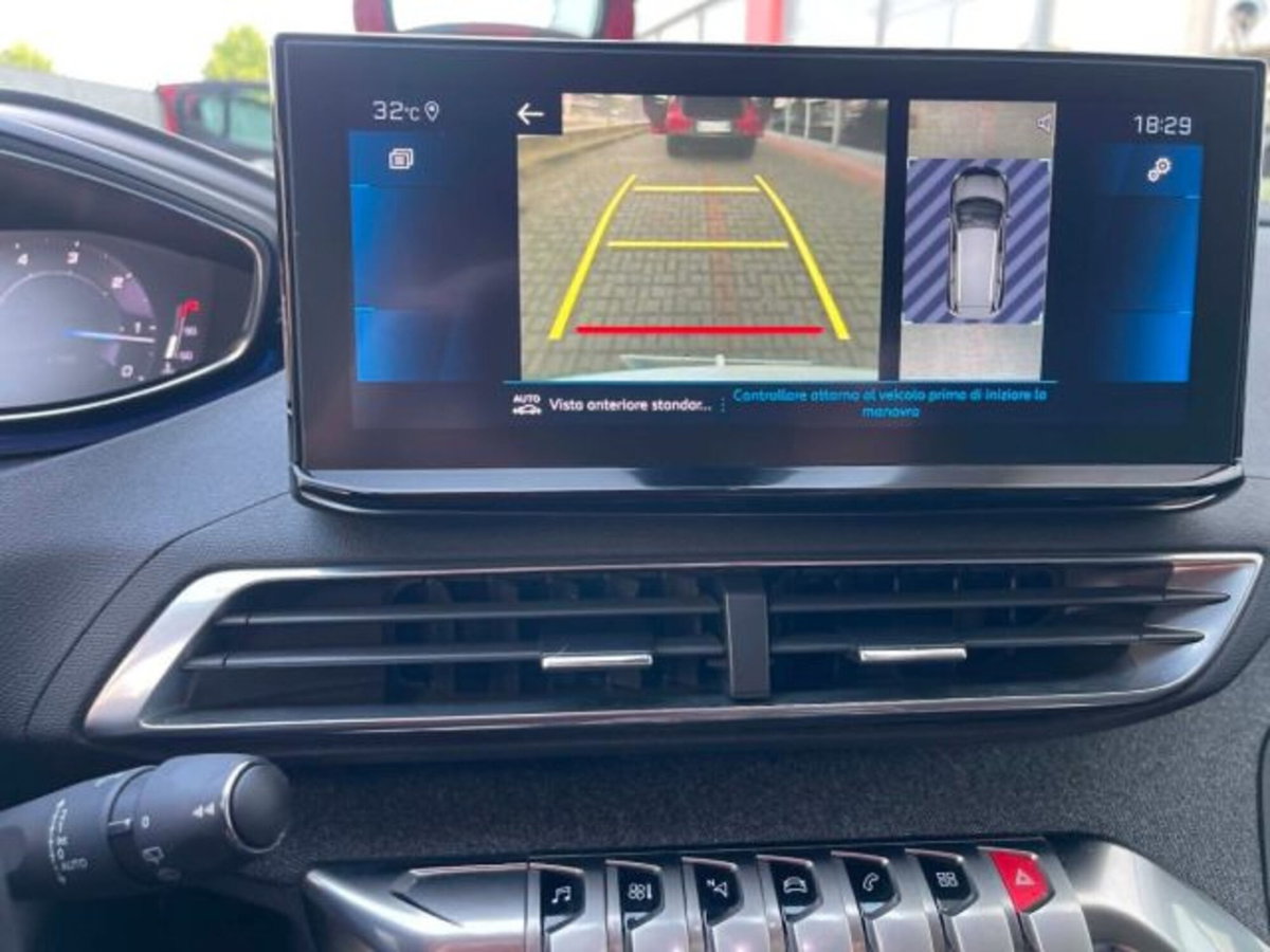 Peugeot 5008 BlueHDi 130 S&S Allure Pack (11)