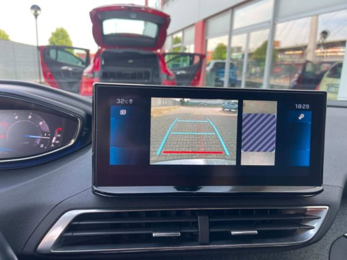 Peugeot 5008 BlueHDi 130 S&S Allure Pack (12)