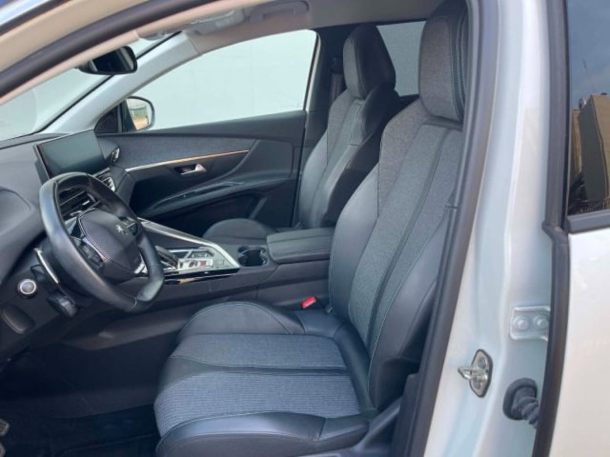 Peugeot 5008 BlueHDi 130 S&S Allure Pack (15)