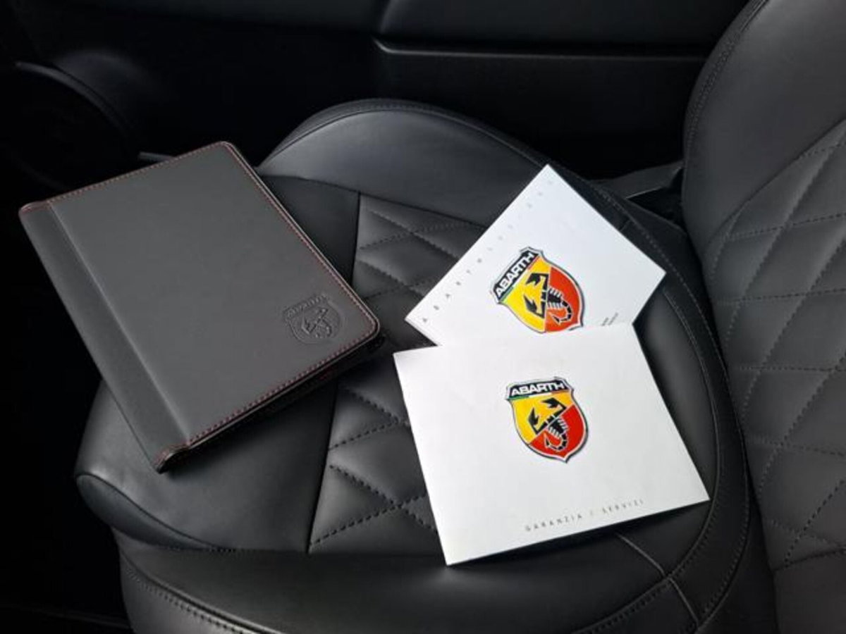 Abarth 595 595 1.4 Turbo T-Jet 165 CV Turismo (17)