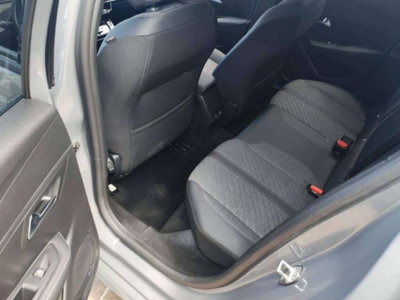 Peugeot 208 1.2 puretech Allure s&s 100cv (7)