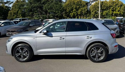 Audi Q5 40 2.0 tdi mhev 12V Identity Black quattro s-tronic (3)