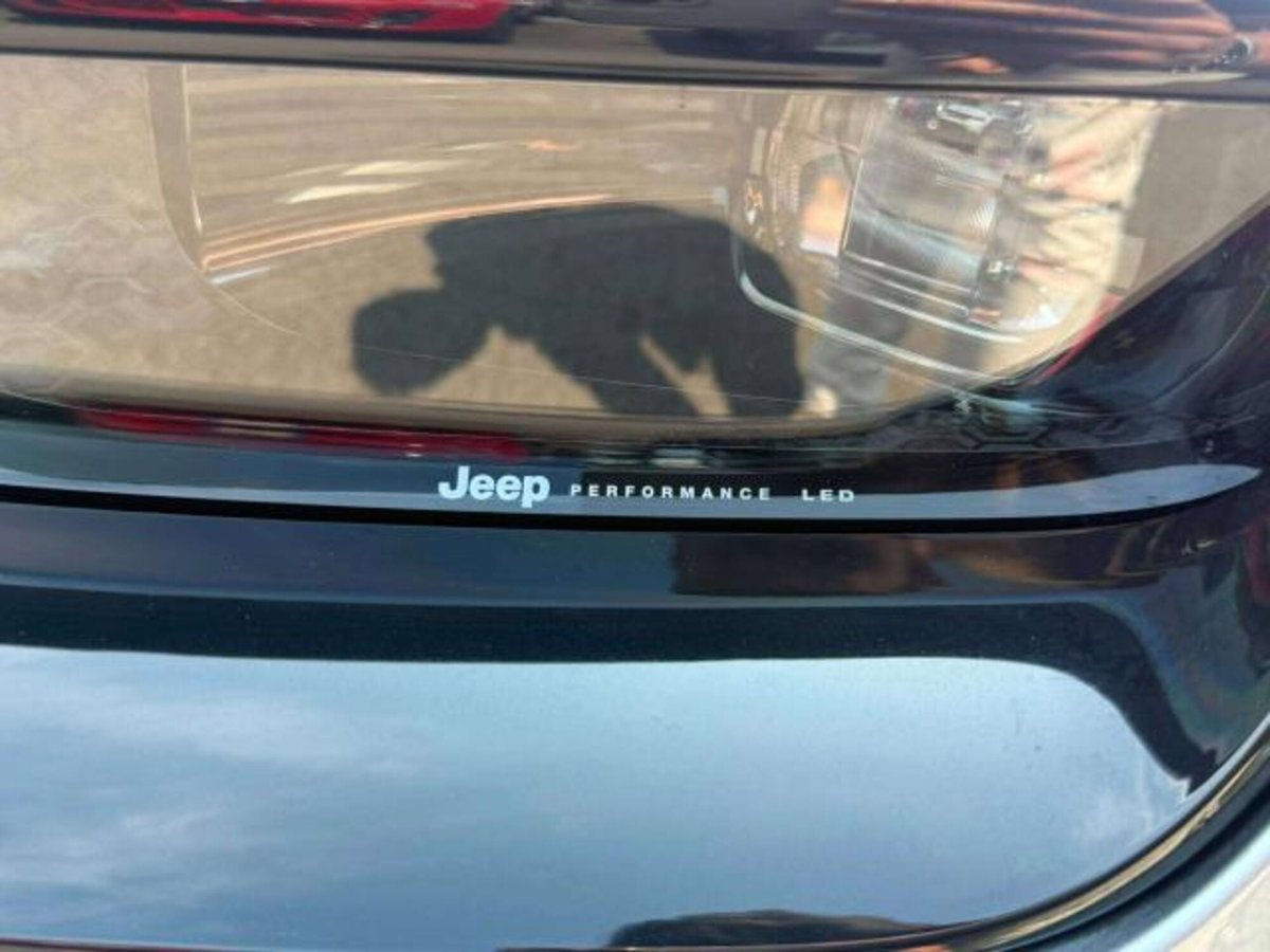 Jeep Avenger 1.2 turbo Summit fwd 100cv (14)