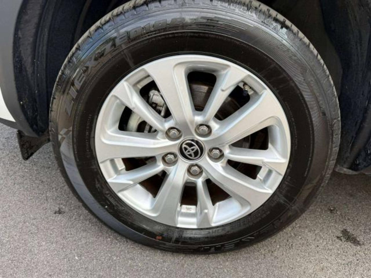 Toyota Yaris Cross Active fwd 115cv e-cvt (13)