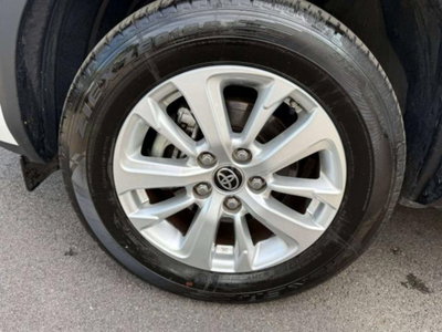 Toyota Yaris Cross Active fwd 115cv e-cvt (13)