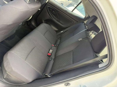 Toyota Yaris Cross Active fwd 115cv e-cvt (14)