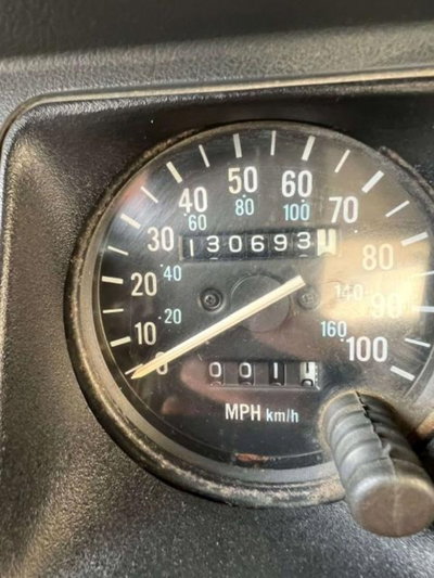 Jeep Wrangler 2.5 Laredo (10)