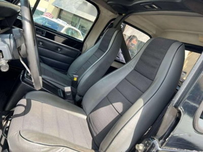Jeep Wrangler 2.5 Laredo (6)