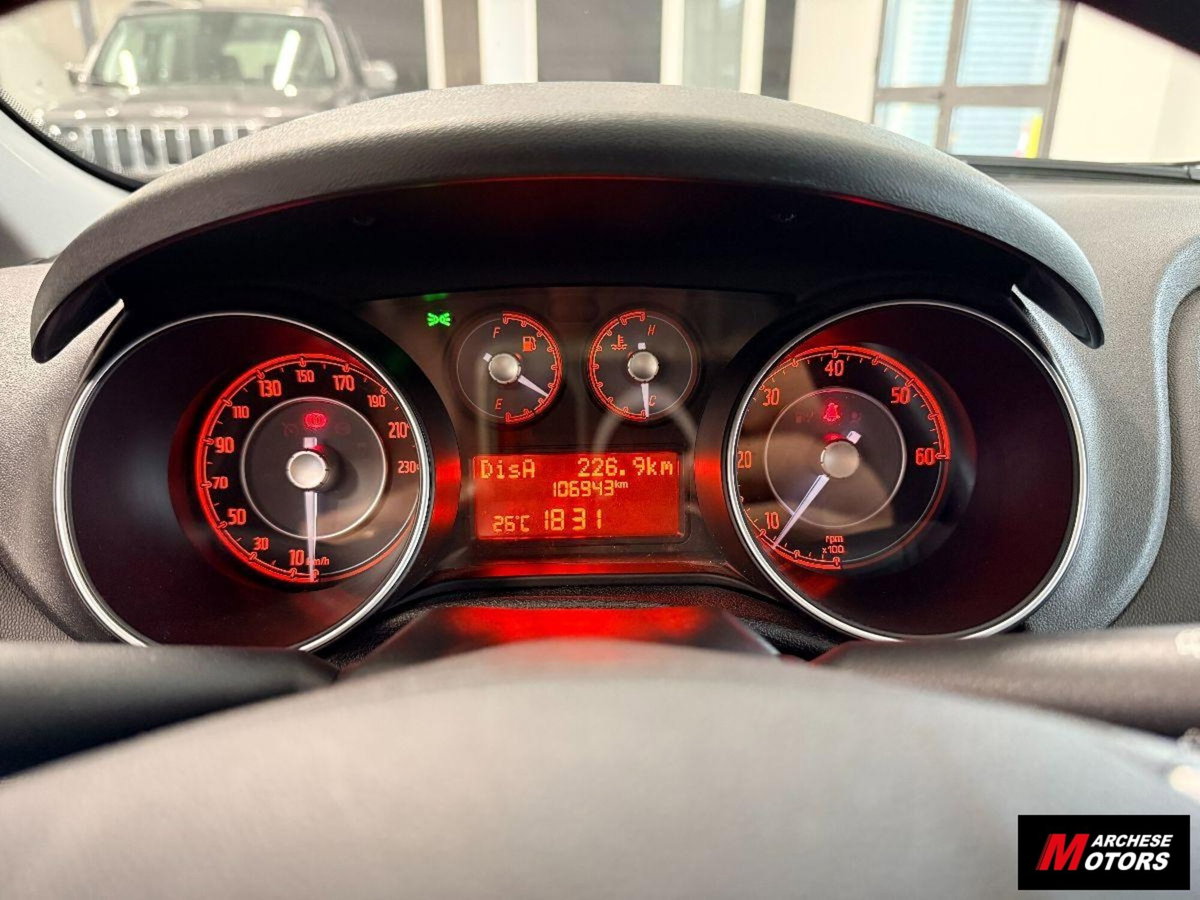 Fiat Punto 1.3 MJT II S&S 95 CV 5 porte Lounge (11)
