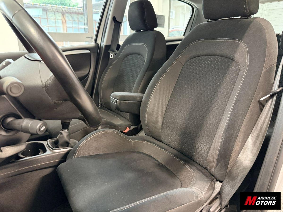 Fiat Punto 1.3 MJT II S&S 95 CV 5 porte Lounge (13)