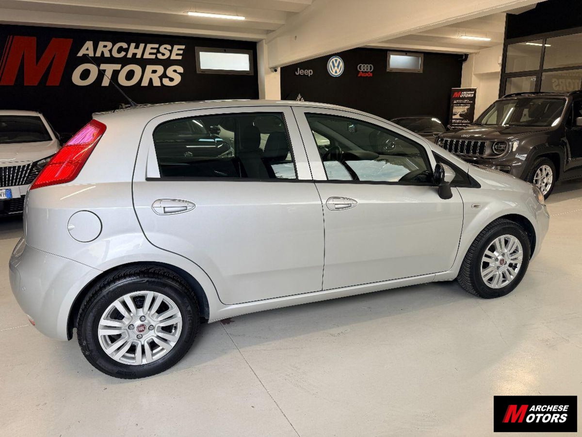 Fiat Punto 1.3 MJT II S&S 95 CV 5 porte Lounge (6)