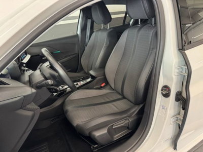 Peugeot 208 50 kWh Allure (11)
