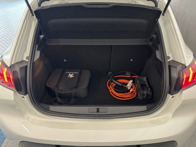 Peugeot 208 50 kWh Allure (20)