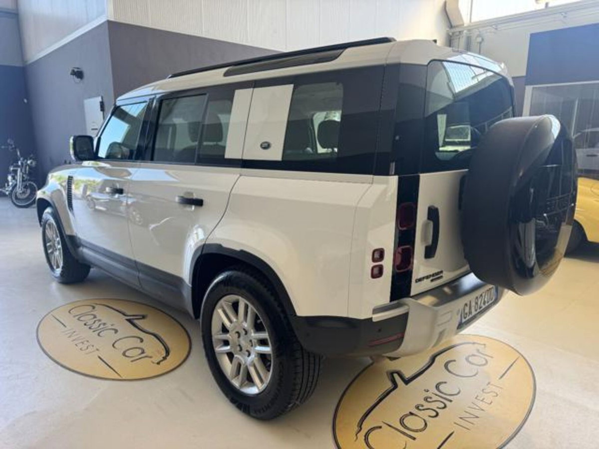 Land Rover Defender 110 2.0 SD4 AWD Auto SE (4)