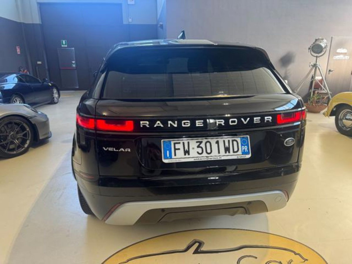 Land Rover Range Rover Velar 2.0D I4 180 CV (5)