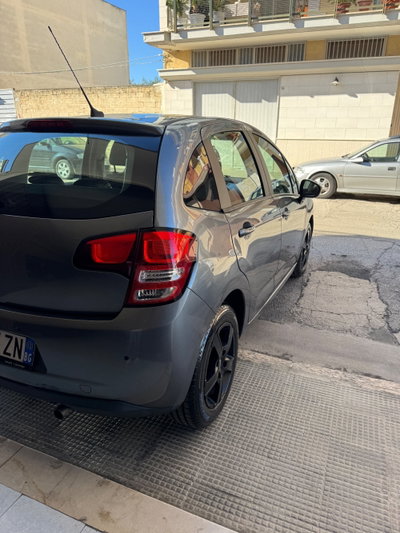 Citroen C3 1.4 HDi 70 Exclusive (9)