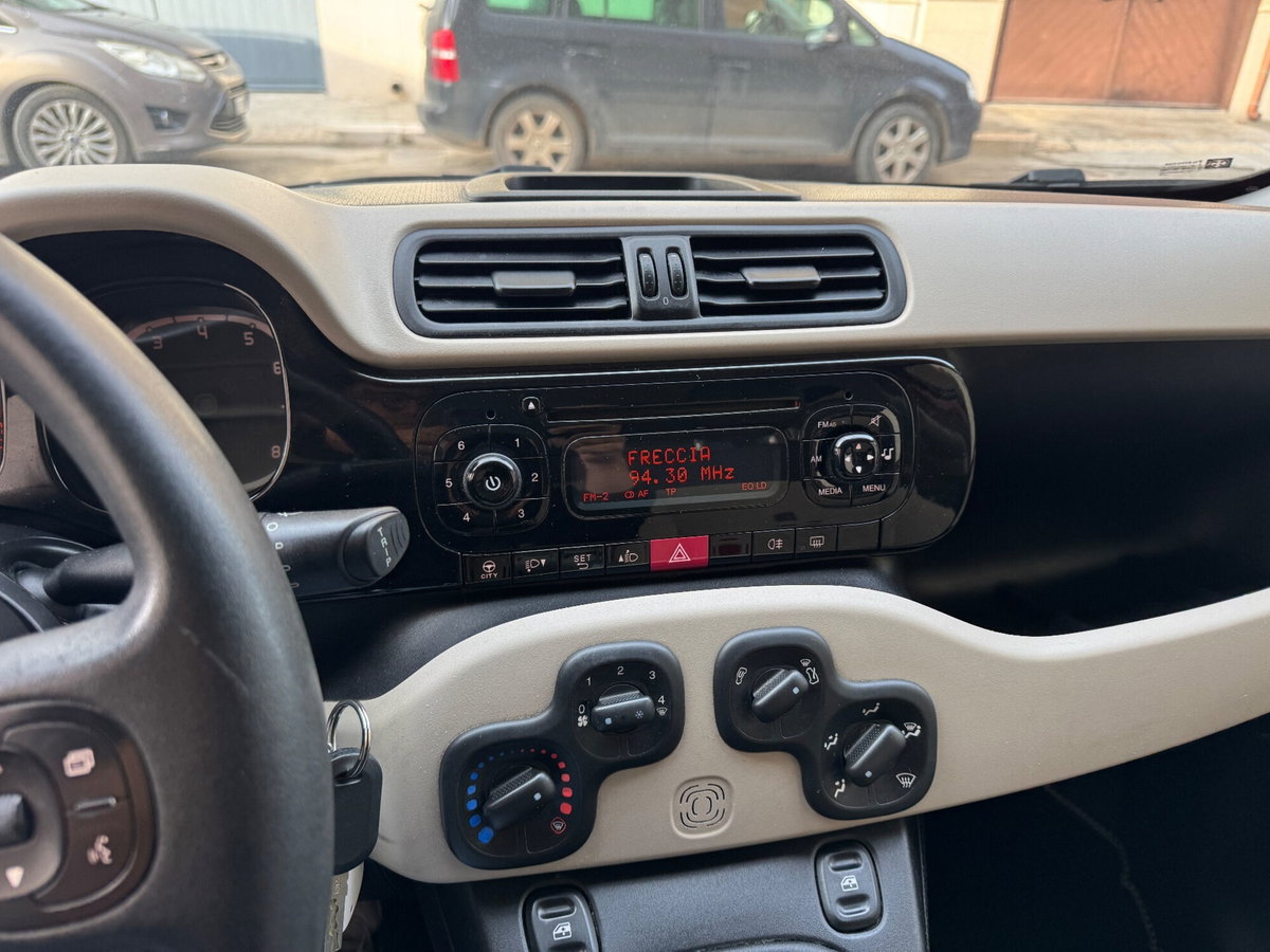 Fiat Panda 1.2 Lounge (9)