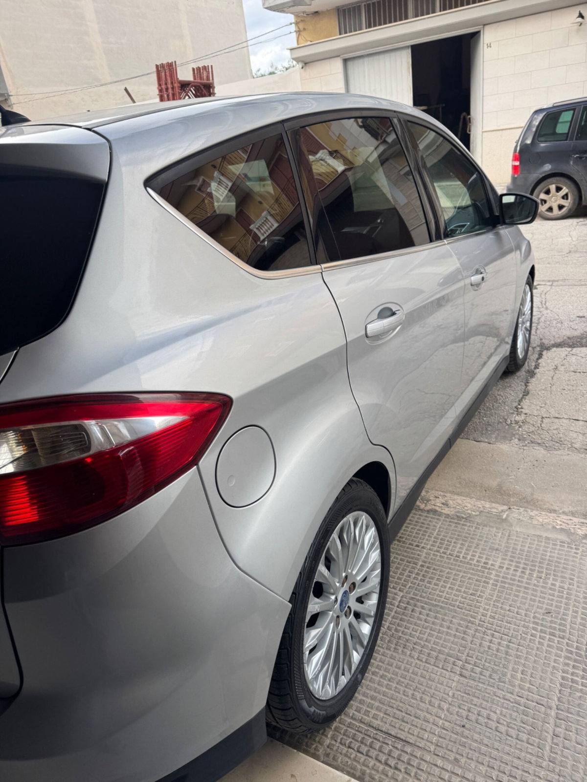 Ford C-Max 1.6 TDCi 115CV Titanium (4)