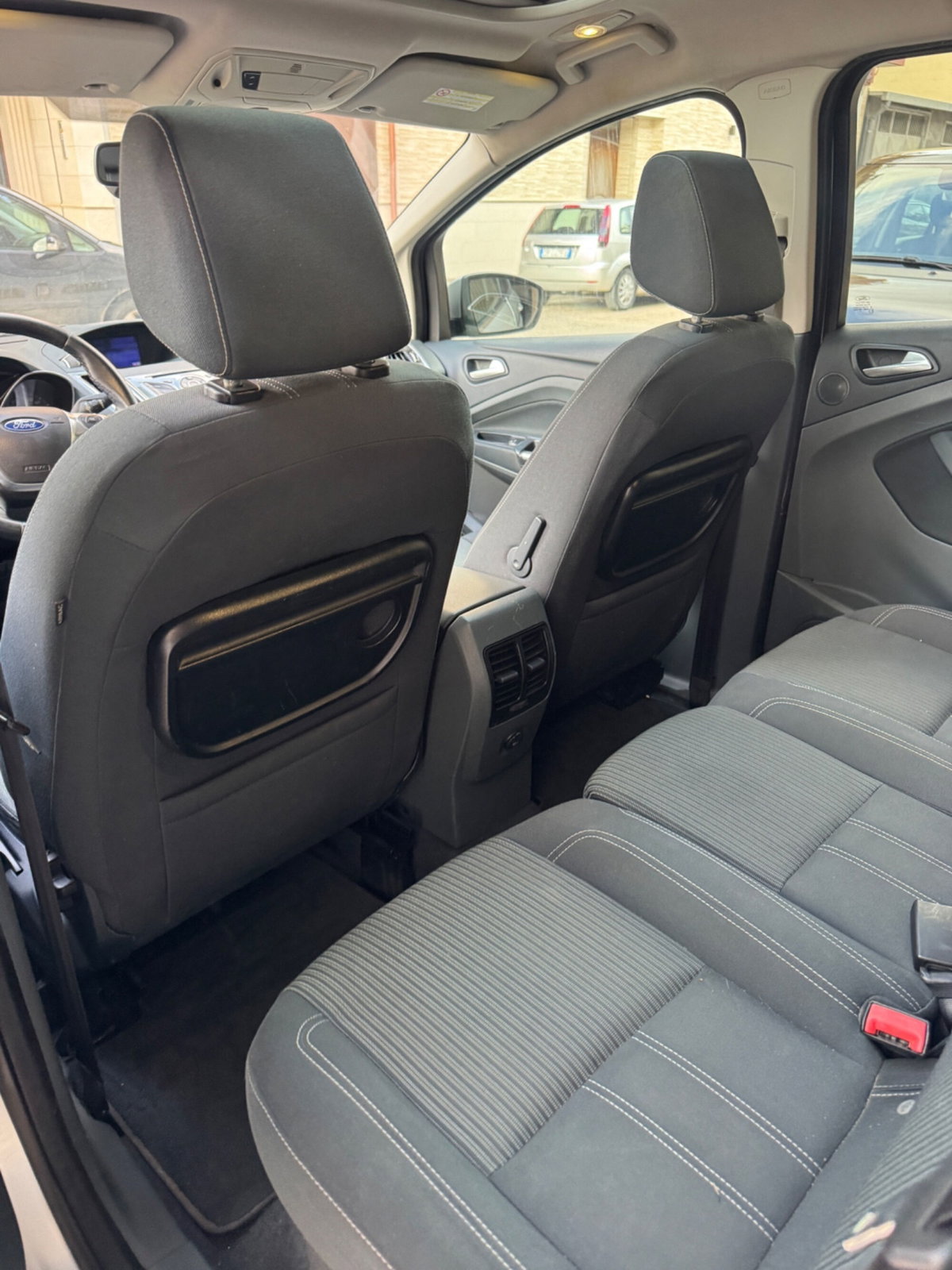 Ford C-Max 1.6 TDCi 115CV Titanium (6)