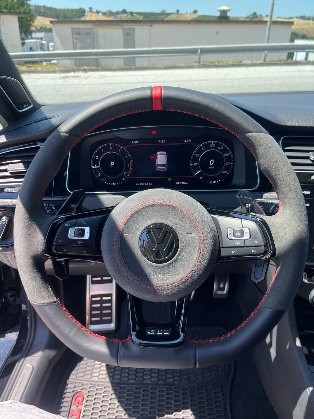 Volkswagen Golf GTI Performance 2.0 245 CV TSI DSG 5p. BMT (11)