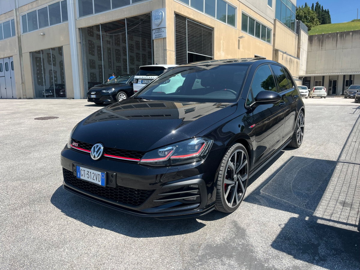 Volkswagen Golf GTI Performance 2.0 245 CV TSI DSG 5p. BMT (3)