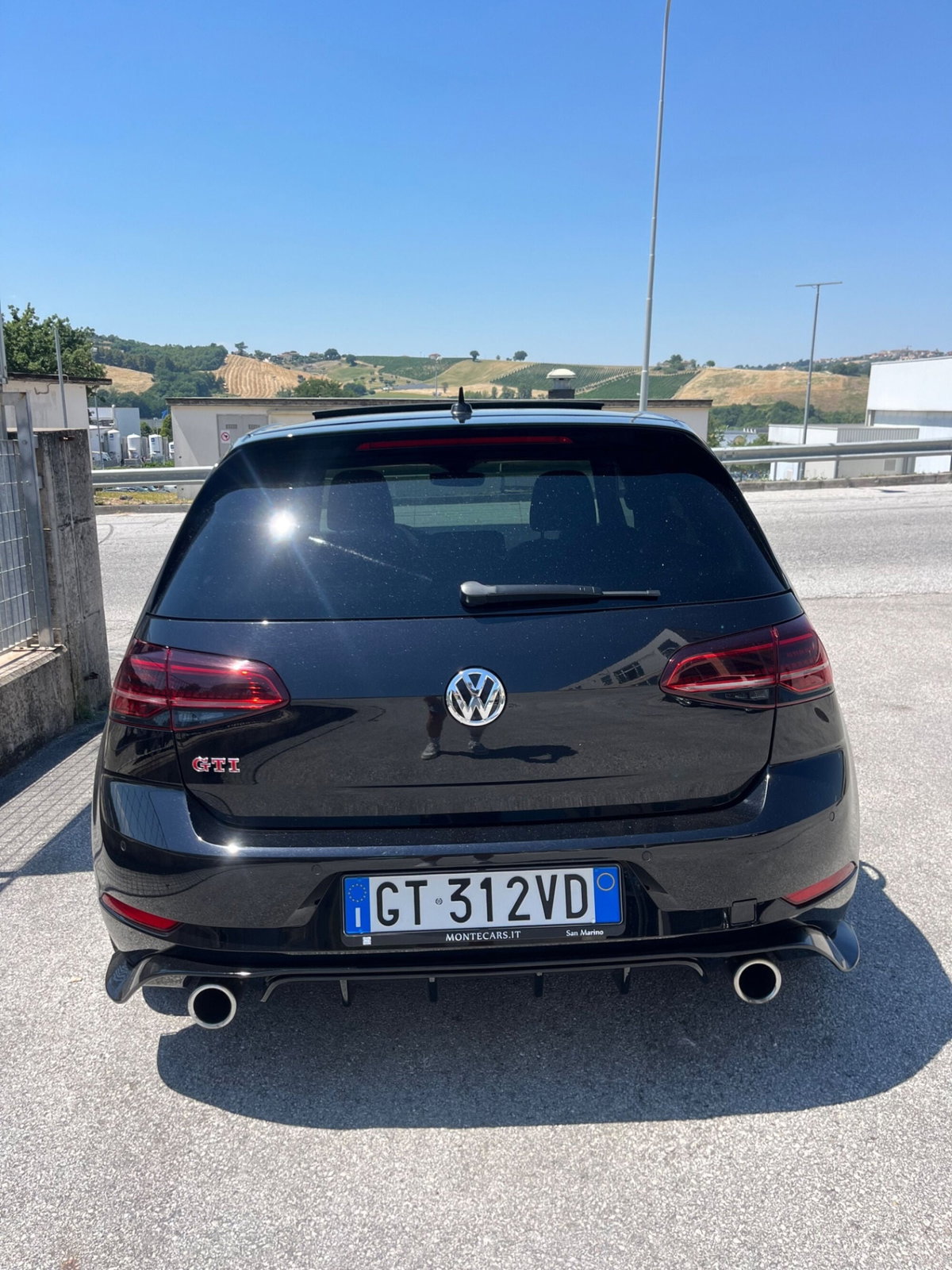 Volkswagen Golf GTI Performance 2.0 245 CV TSI DSG 5p. BMT (5)